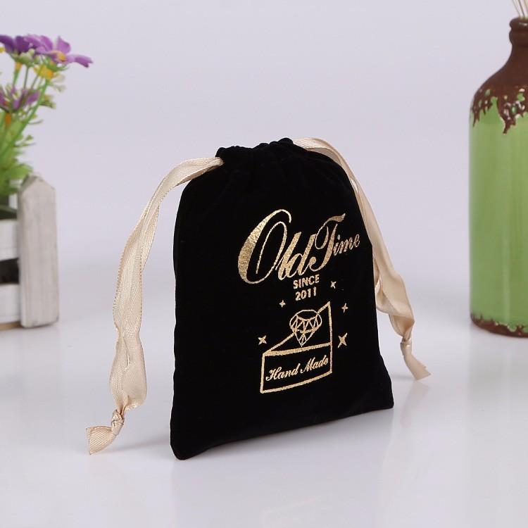 Custom Velvet Drawstring Bags Gift Pouch